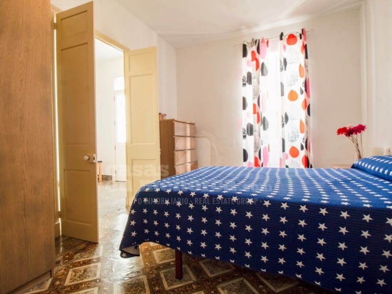 4 soveværelse Byhus til salg i Es Castell - € 421.000 (Ref: 9206768)