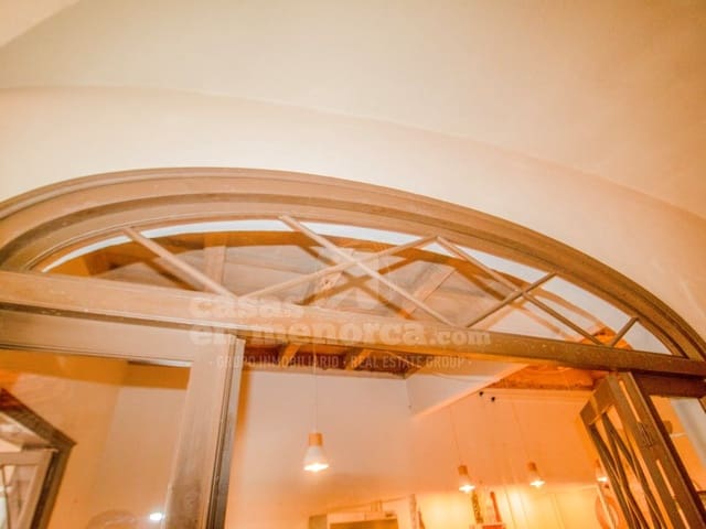 5 soveværelse Byhus til salg i Mahón / Maó med garage - € 800.000 (Ref: 9220333)