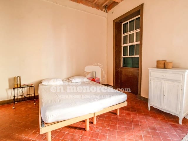 5 soveværelse Byhus til salg i Mahón / Maó med garage - € 800.000 (Ref: 9220333)