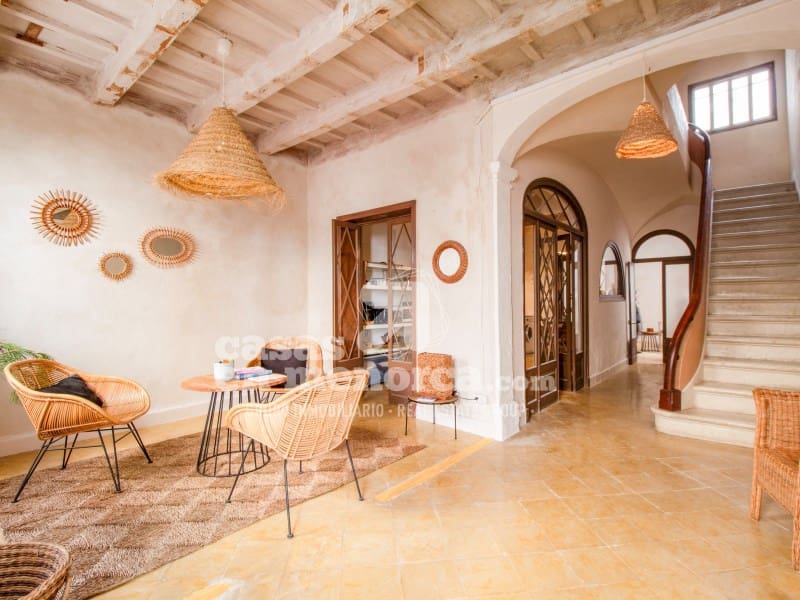 5 soveværelse Byhus til salg i Mahon / Mao med garage - € 800.000 (Ref: 9220333)