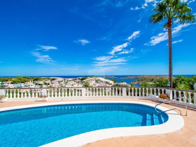 3 bedroom Villa for sale in Port d'Addaia, Es Mercadal with pool garage - € 890,000 (Ref: 9228836)