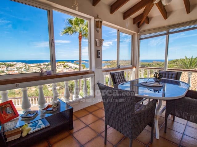 3 bedroom Villa for sale in Port d'Addaia, Es Mercadal with pool garage - € 890,000 (Ref: 9228836)