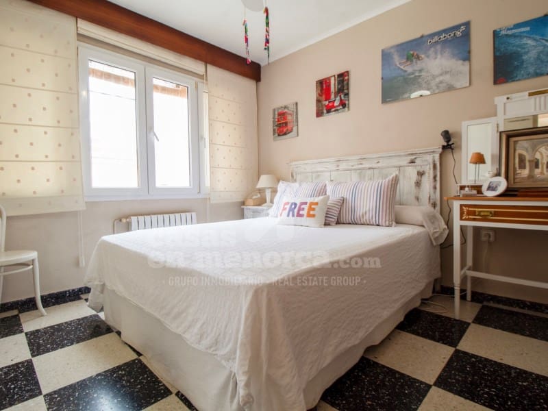 5 soveværelse Byhus til salg i Es Castell - € 615.000 (Ref: 9228837)