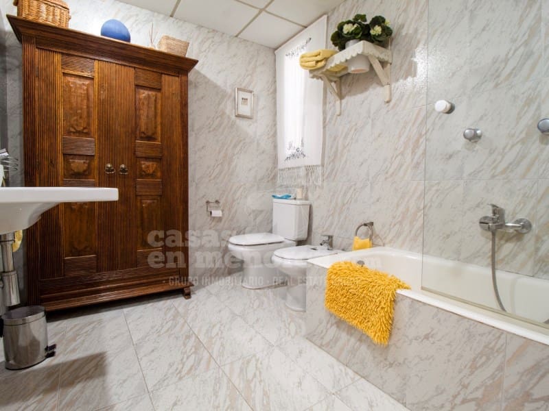 5 soveværelse Byhus til salg i Es Castell - € 615.000 (Ref: 9228837)