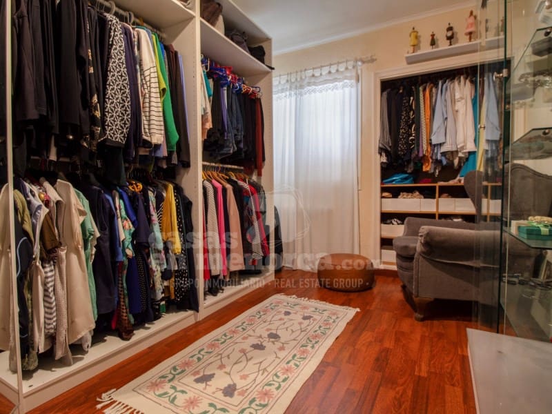 5 soveværelse Byhus til salg i Es Castell - € 615.000 (Ref: 9228837)