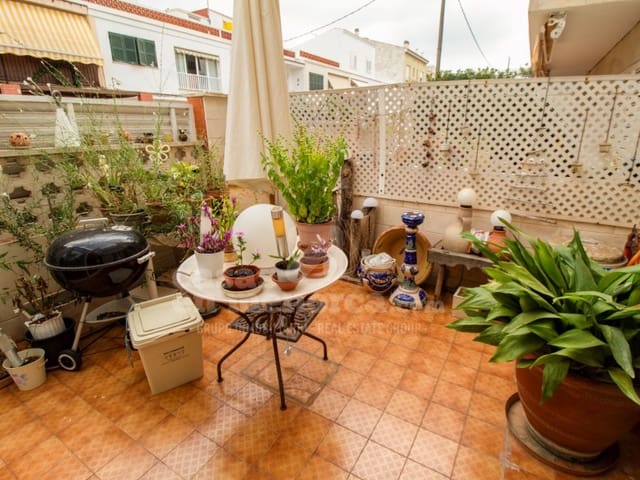 5 bedroom Townhouse for sale in Es Castell - € 615,000 (Ref: 9228837)