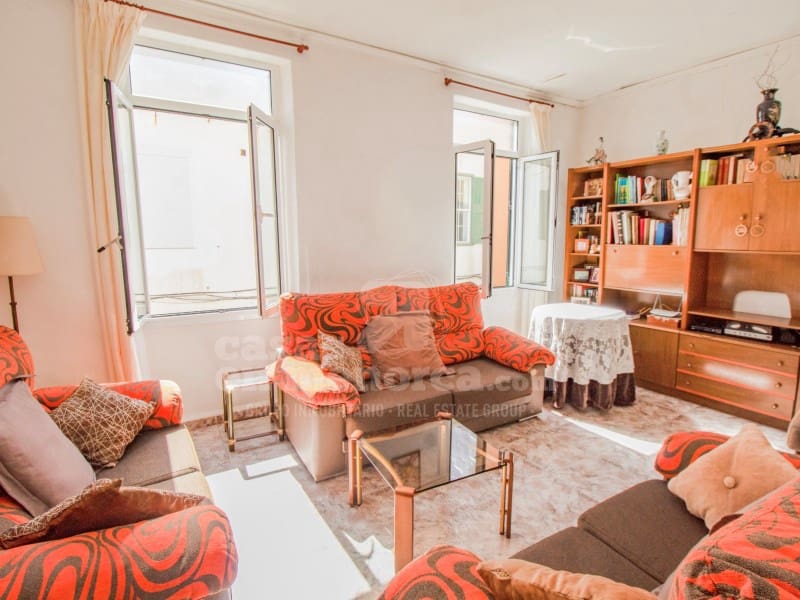 3 soveværelse Byhus til salg i Mahon / Mao - € 295.000 (Ref: 9232860)