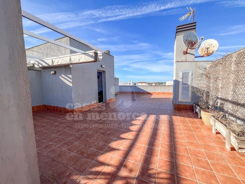 3 soveværelse Penthouse til salg i Mahon / Mao med swimmingpool - € 455.000 (Ref: 9257608)