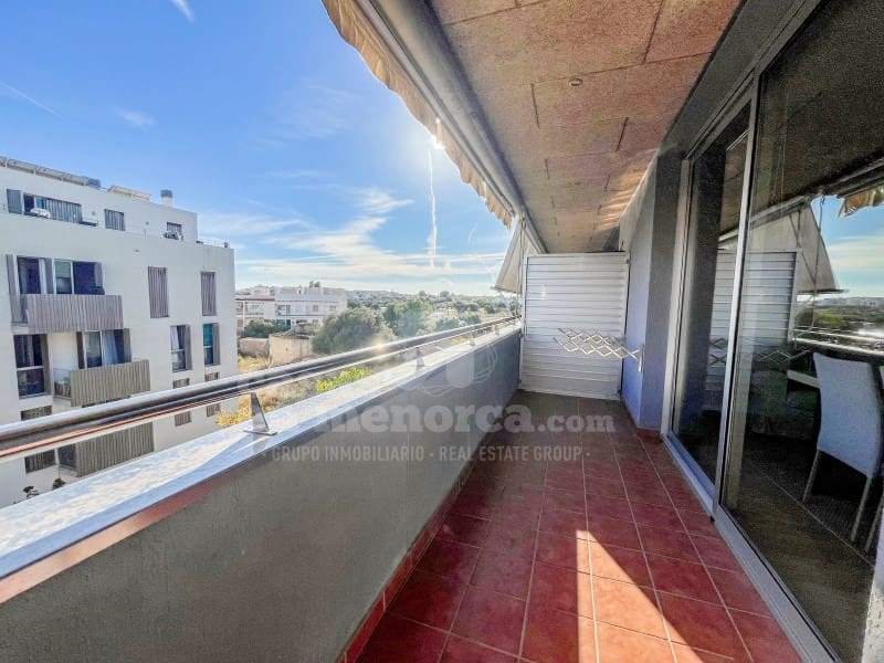 3 soveværelse Penthouse til salg i Mahon / Mao med swimmingpool - € 455.000 (Ref: 9257608)