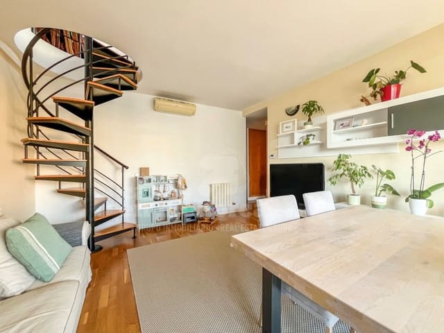 3 soverom Penthouse til salgs i Mahón / Maó med svømmebasseng - € 455 000 (Ref: 9257608)