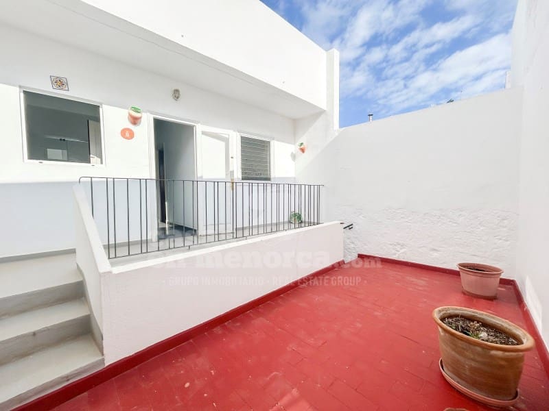 3 soveværelse Byhus til salg i Ciutadella de Menorca med garage - € 680.000 (Ref: 9285075)