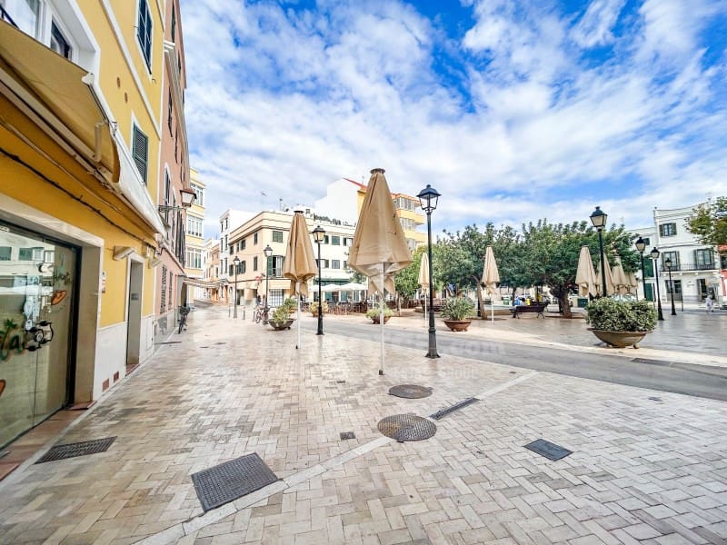 3 soveværelse Byhus til salg i Ciutadella de Menorca med garage - € 680.000 (Ref: 9285075)