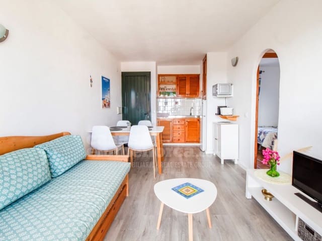 2 soverom Leilighet til salgs i Arenal d'en Castell, Es Mercadal med svømmebasseng - € 257 000 (Ref: 9285076)