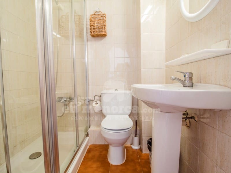 2 soveværelse Lejlighed til salg i Arenal d'en Castell med swimmingpool - € 257.000 (Ref: 9285076)