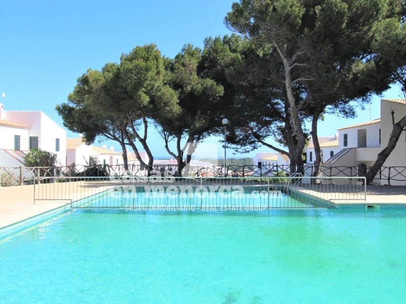 2 soveværelse Lejlighed til salg i Arenal d'en Castell med swimmingpool - € 257.000 (Ref: 9285076)