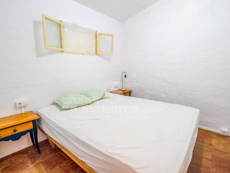 6 bedroom Townhouse for sale in Mahon / Mao - € 585,000 (Ref: 9285077)