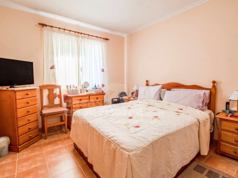 2 bedroom Apartment for sale in Es Mercadal with pool - € 295,000 (Ref: 9291278)