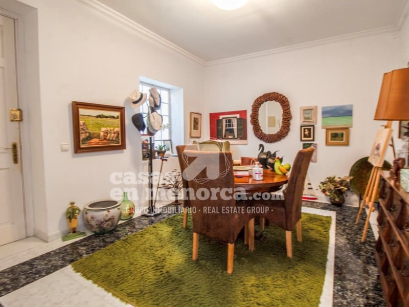 4 soverom Leilighet til salgs i Mahon / Mao med garasje - € 595 000 (Ref: 9312605)