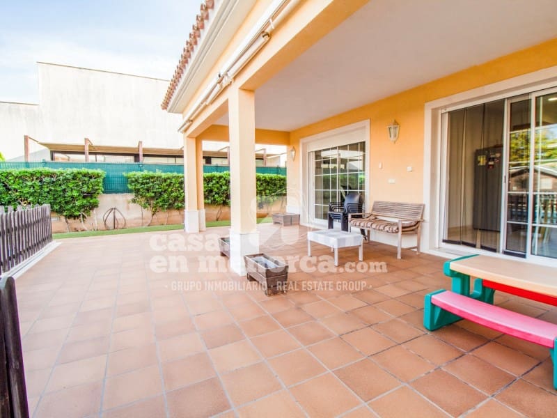 4 soveværelse Villa til salg i Mahon / Mao med swimmingpool garage - € 795.000 (Ref: 9312606)