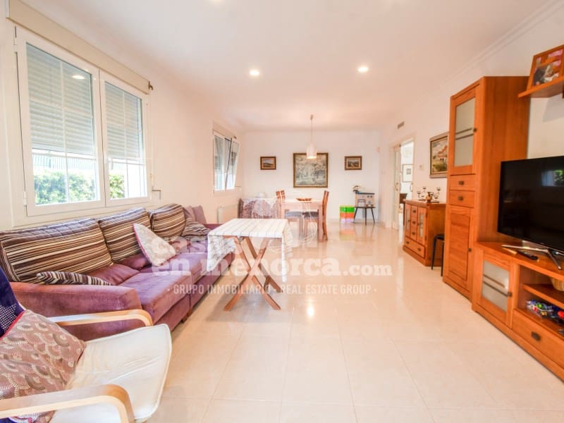 4 soveværelse Villa til salg i Mahon / Mao med swimmingpool garage - € 795.000 (Ref: 9312606)