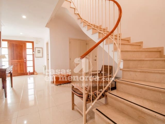 4 chambre Villa/Maison à vendre à Mahón / Maó avec piscine garage - 795 000 € (Ref: 9312606)