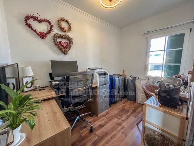 3 soverom Leilighet til salgs i Ciutadella, Ciutadella de Menorca - € 299 000 (Ref: 9347696)