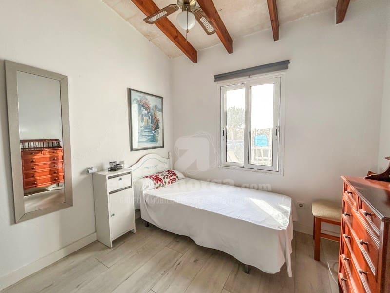 2 soveværelse Villa til salg i Cala Blanca - € 370.000 (Ref: 9349321)