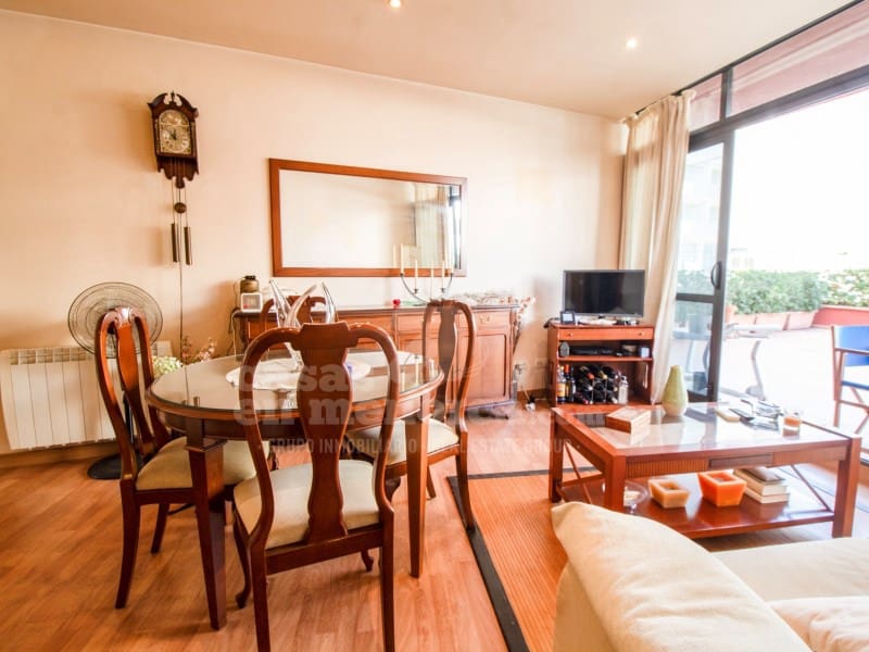 3 makuuhuone Huoneisto myytävänä paikassa Es Castell mukana uima-altaan - 384 000 € (Ref: 9353376)