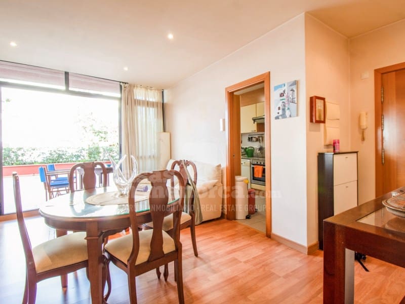 3 makuuhuone Huoneisto myytävänä paikassa Es Castell mukana uima-altaan - 384 000 € (Ref: 9353376)