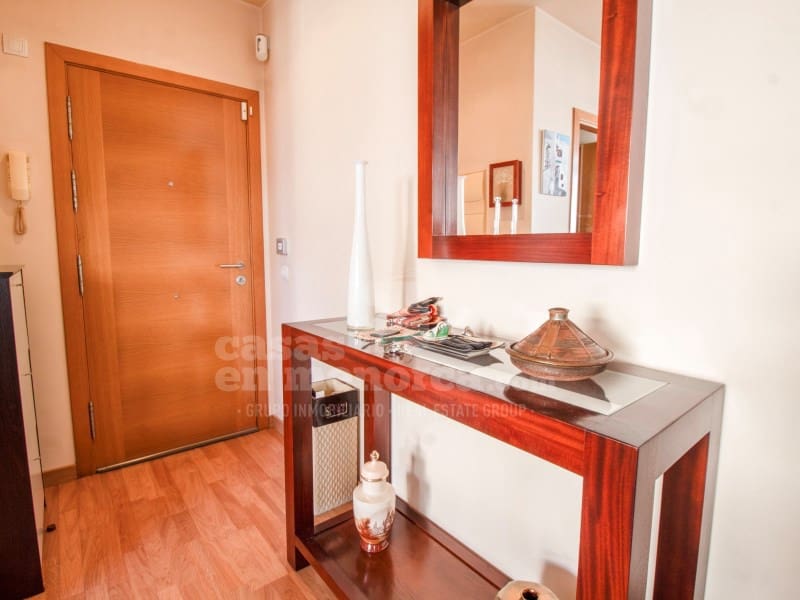 3 makuuhuone Huoneisto myytävänä paikassa Es Castell mukana uima-altaan - 384 000 € (Ref: 9353376)