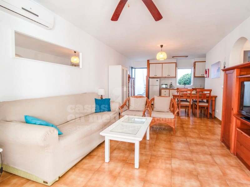 2 slaapkamer Appartement te koop in Es Mercadal met zwembad - € 325.000 (Ref: 9359767)