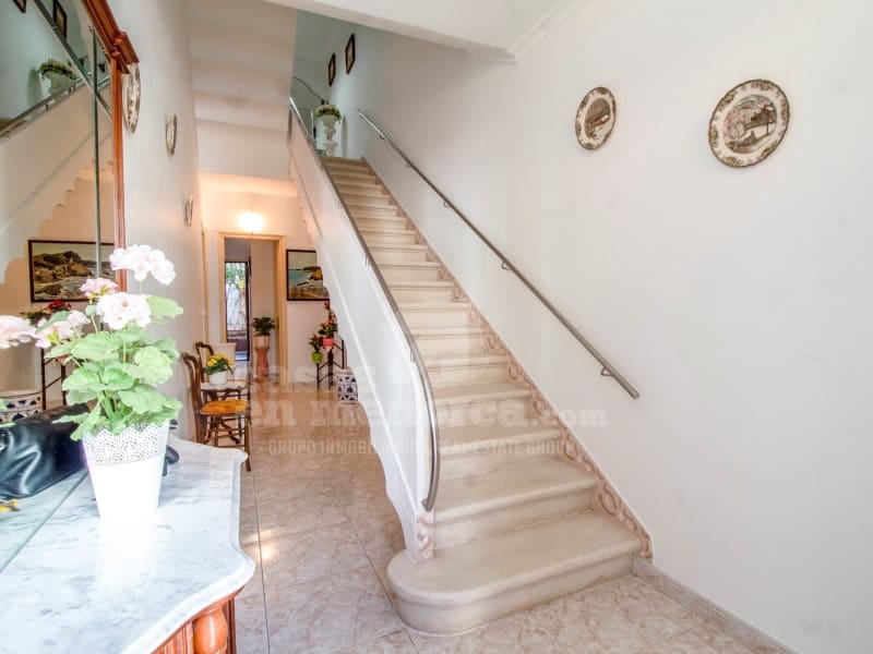 4 sypialnia Dom na sprzedaż w Es Castell z garażem - 490 000 € (Ref: 9372170)