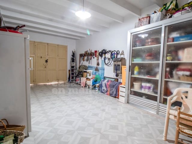 4 bedroom Townhouse for sale in Es Castell with garage - € 490,000 (Ref: 9372170)