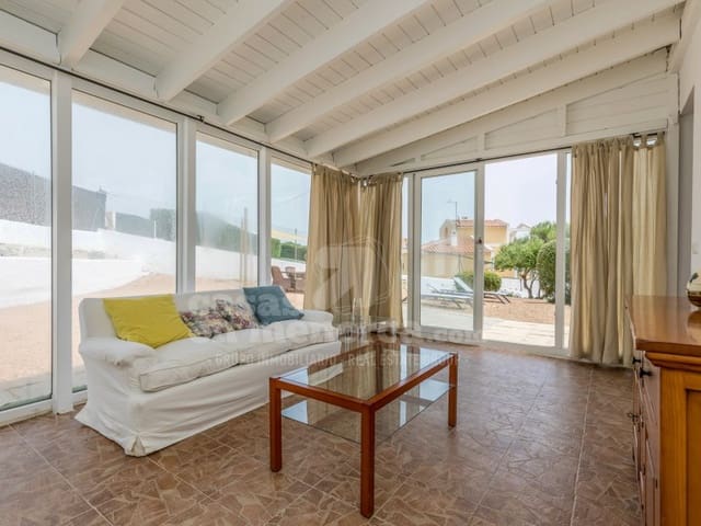 2 soverom Villa til salgs i Cala Llonga, Mahón / Maó - € 495 000 (Ref: 9375297)