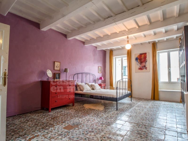 4 soverom Hus til salgs i Mahon / Mao - € 695 000 (Ref: 9378996)