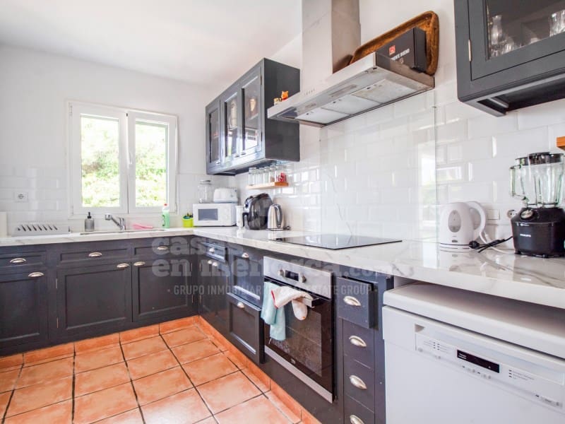 3 bedroom Villa for sale in San Luis / Sant Lluis with pool - € 570,000 (Ref: 9383216)