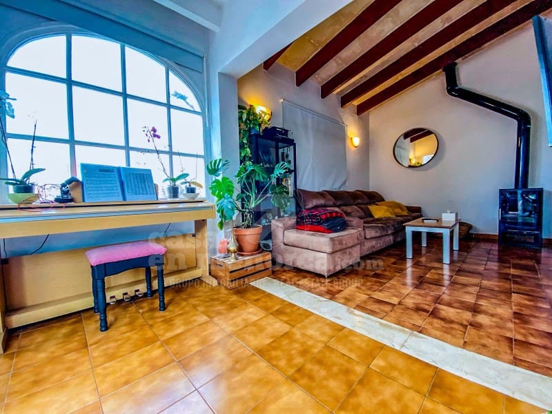 3 soverom Villa til salgs i Cala Blanca med svømmebasseng - € 682 000 (Ref: 9388195)