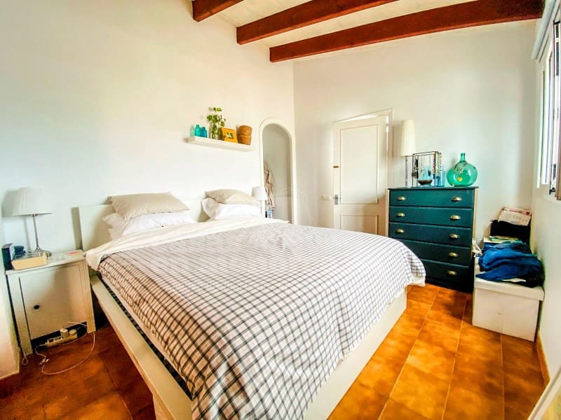 3 soverom Villa til salgs i Cala Blanca med svømmebasseng - € 682 000 (Ref: 9388195)