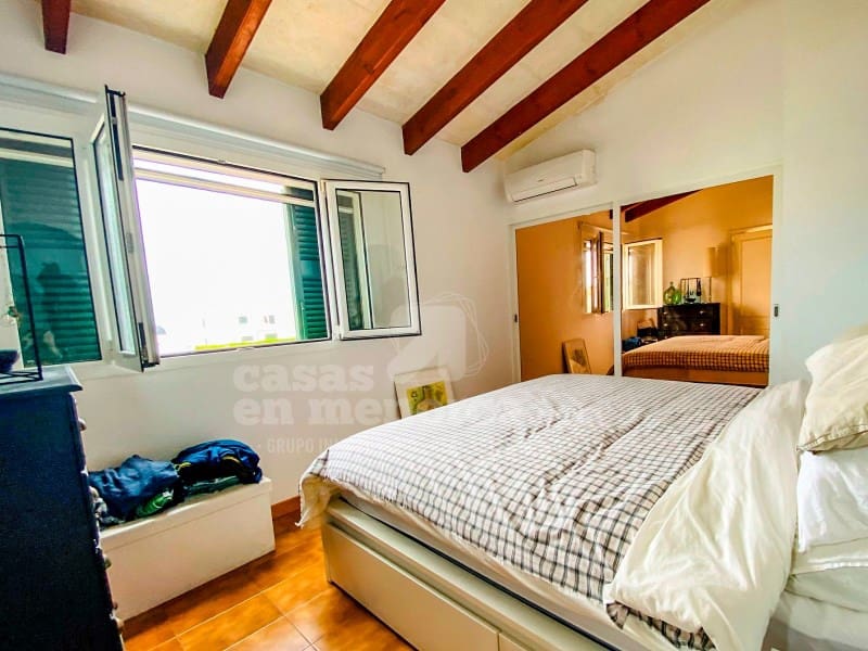 3 soverom Villa til salgs i Cala Blanca med svømmebasseng - € 682 000 (Ref: 9388195)