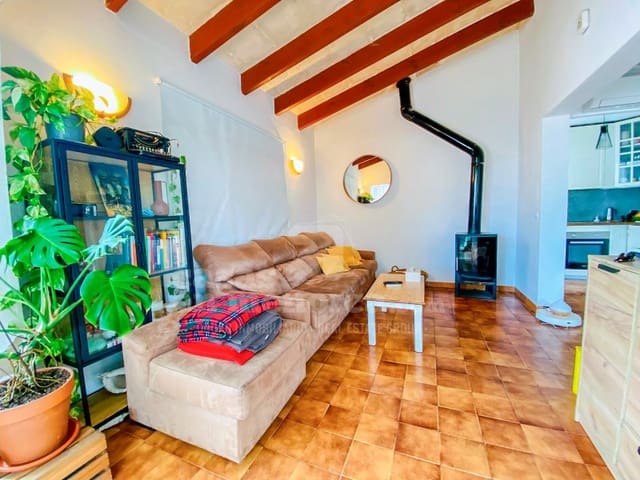 3 bedroom Villa for sale in Cala Blanca, Ciutadella de Menorca with pool - € 682,000 (Ref: 9388195)