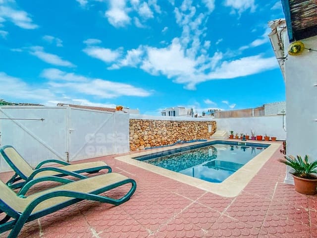 3 bedroom Villa for sale in Cala Blanca, Ciutadella de Menorca with pool - € 682,000 (Ref: 9388195)