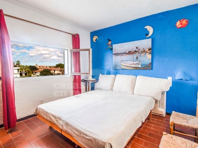 4 soveværelse Lejlighed til salg i Sol del Este, Es Castell - € 465.000 (Ref: 9390830)