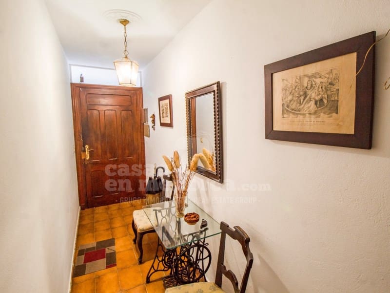 4 bedroom Townhouse for sale in Alayor / Alaior with garage - € 425,000 (Ref: 9406446)