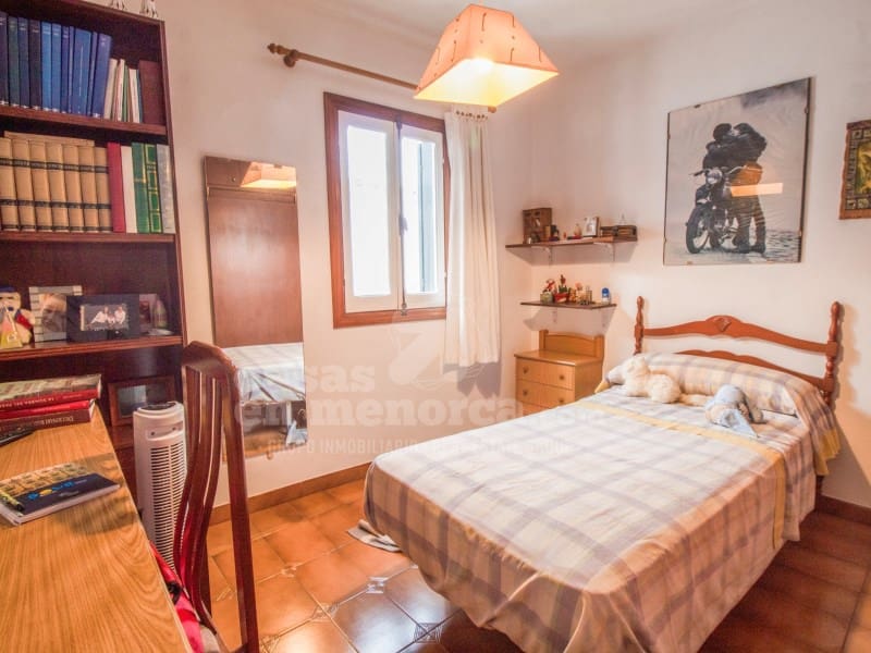 4 bedroom Townhouse for sale in Alayor / Alaior with garage - € 425,000 (Ref: 9406446)