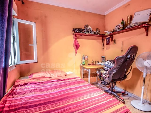 3 chambre Appartement à vendre à Es Castell - 315 000 € (Ref: 9411235)