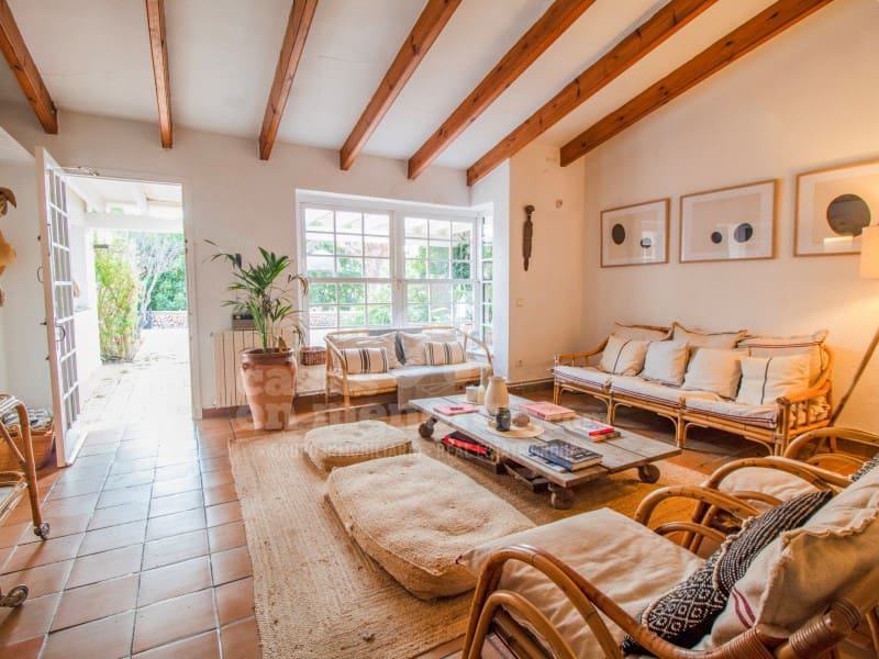 7 soveværelse Finca/Landehus til salg i Llucmacanes med swimmingpool garage - € 1.150.000 (Ref: 9414319)