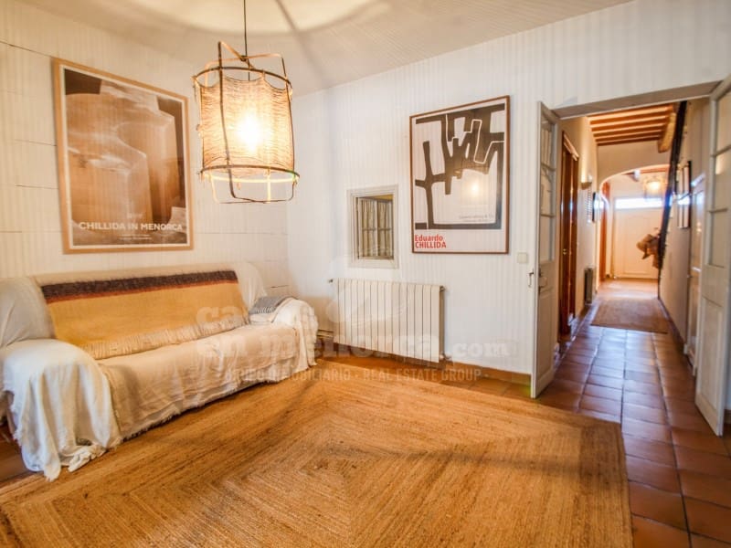 7 soveværelse Finca/Landehus til salg i Llucmacanes med swimmingpool garage - € 1.150.000 (Ref: 9414319)