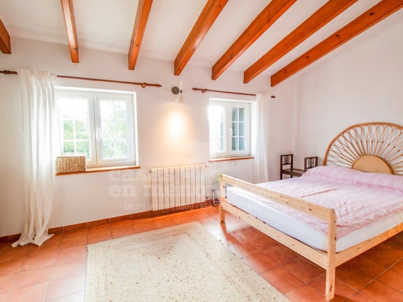 7 soveværelse Finca/Landehus til salg i Llucmacanes med swimmingpool garage - € 1.150.000 (Ref: 9414319)