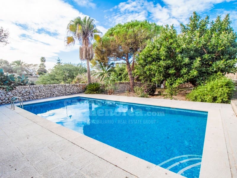 7 soveværelse Finca/Landehus til salg i Llucmacanes med swimmingpool garage - € 1.150.000 (Ref: 9414319)