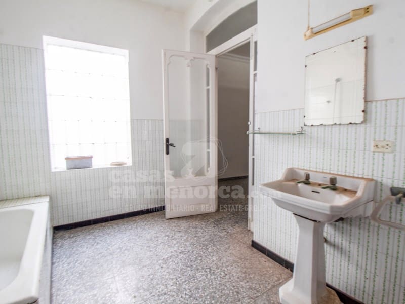 4 soverom Hus til salgs i Mahon / Mao - € 595 000 (Ref: 9419951)